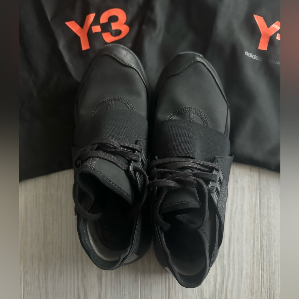 Y-3 yohji Yamamoto adidas qasa high triple black sneakers in size 7.5